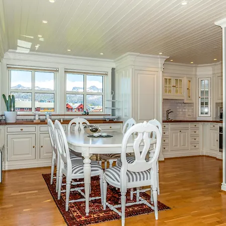 Havn Waterfront * Svolvær