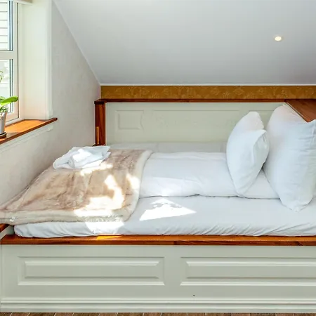 Havn Waterfront Villa Svolvær