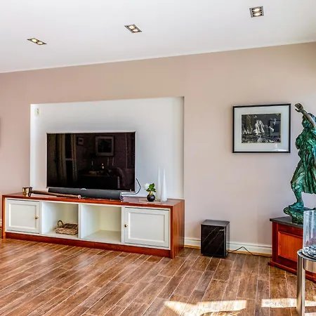 Havn Waterfront * سفولفير